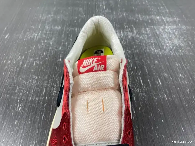 MaikeSneakers x Trophy FN0432-100 Air Away Jordan Room OG 1 Low 0421